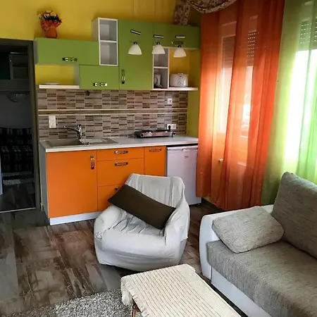 Lona - Szolosgyorok
